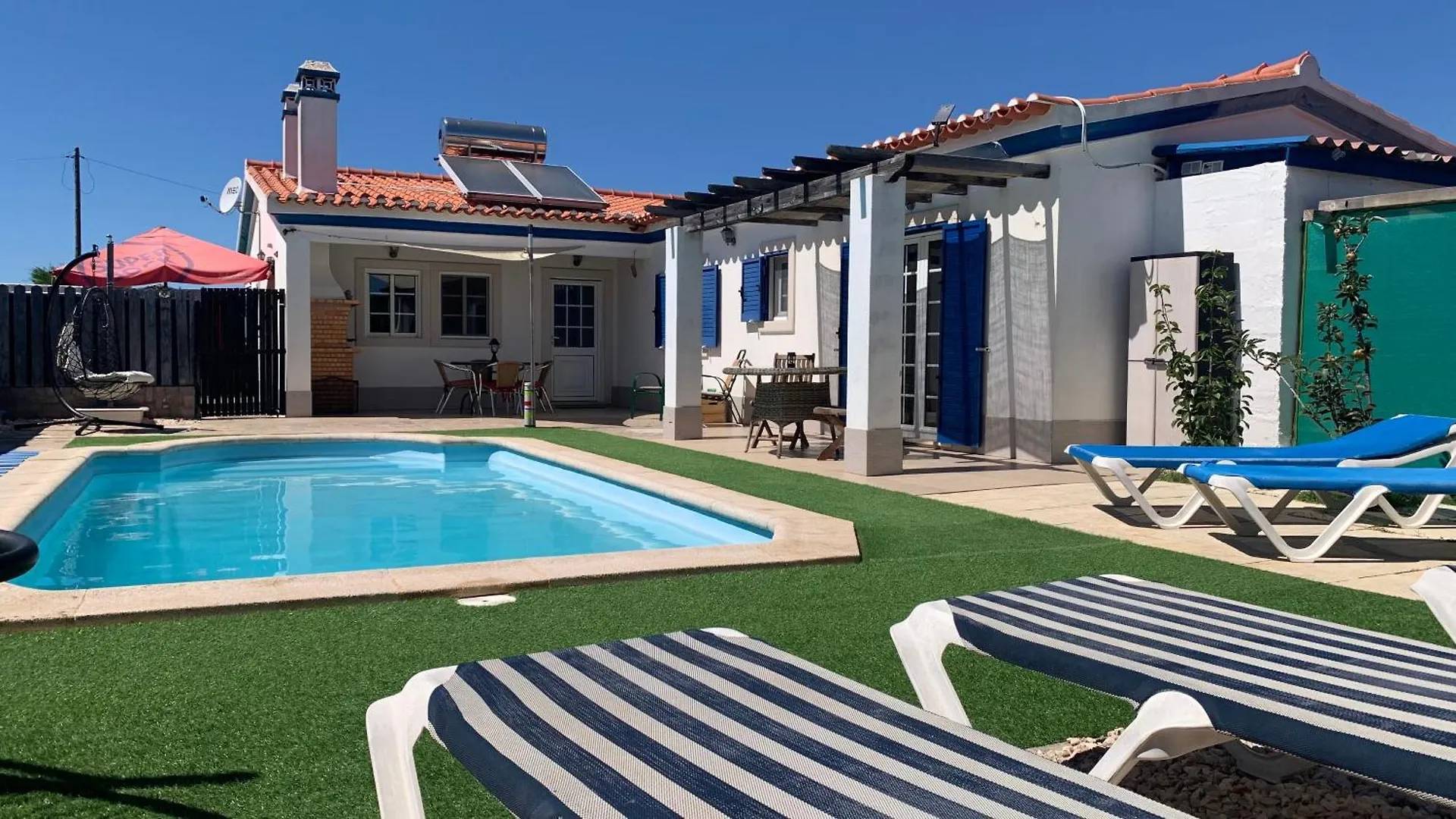 Windy'S Guest House Aljezur