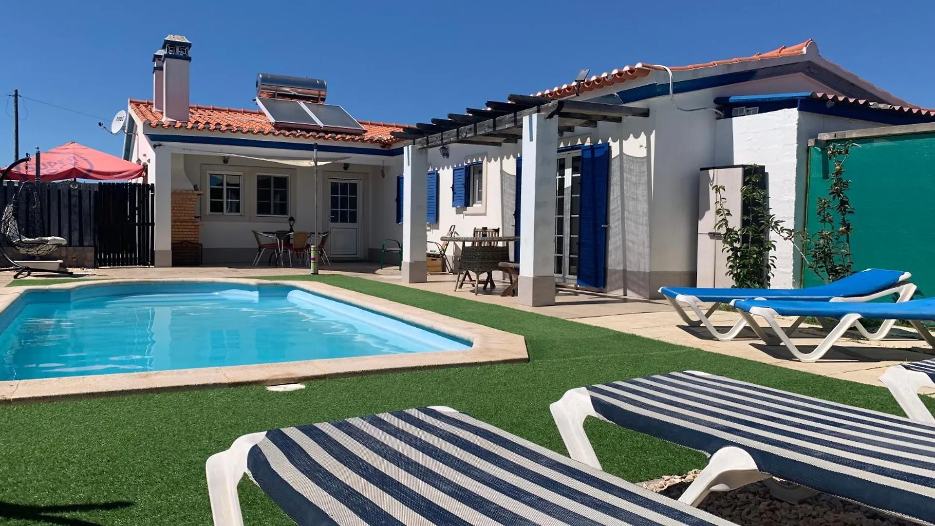 Windy'S Guest House Aljezur
