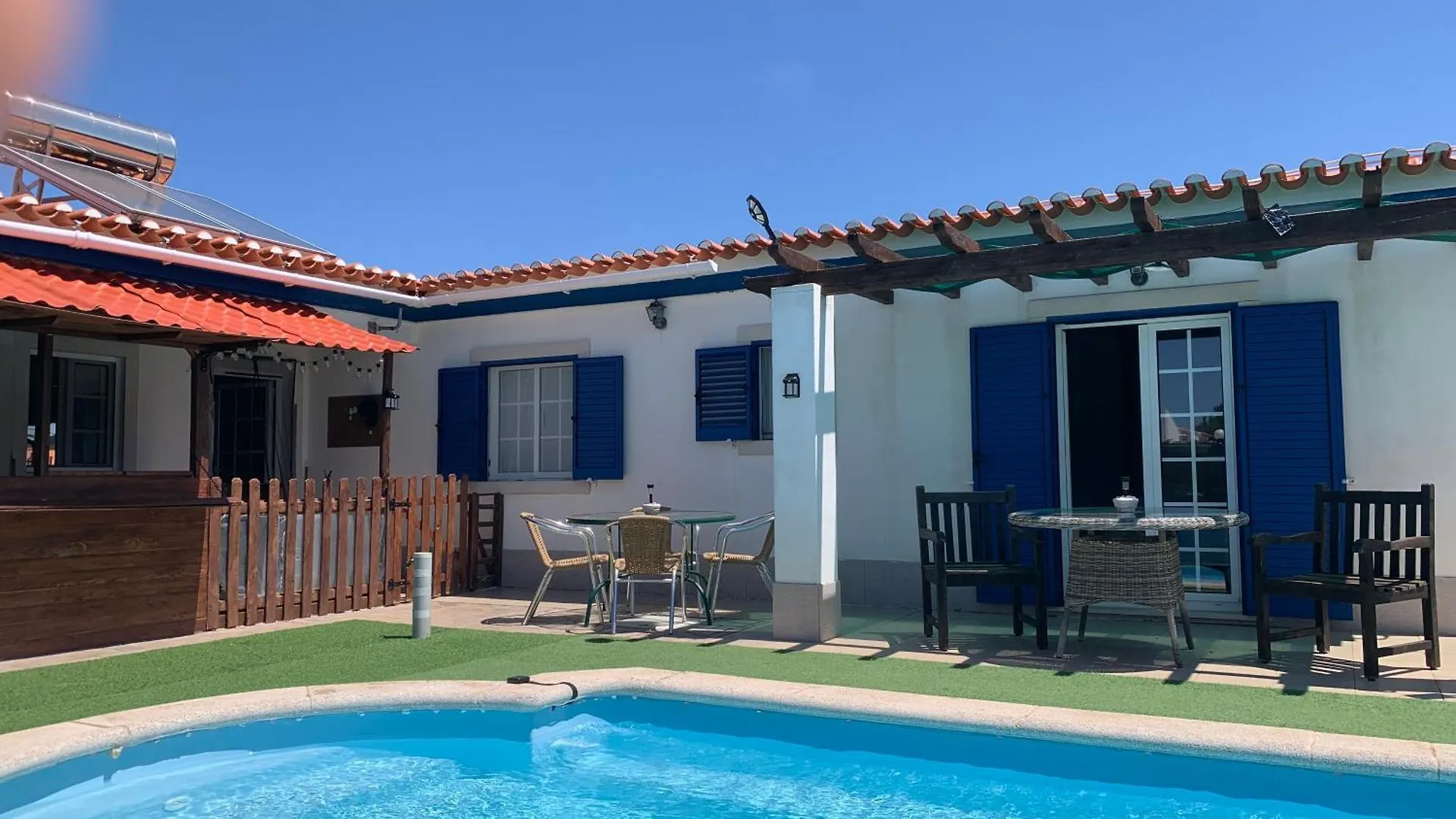 Windy'S Guest House Aljezur